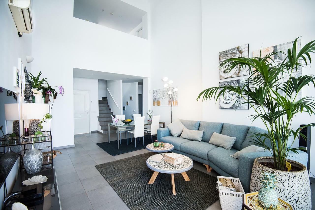 Villa Caleta Golf Адехе Екстериор снимка
